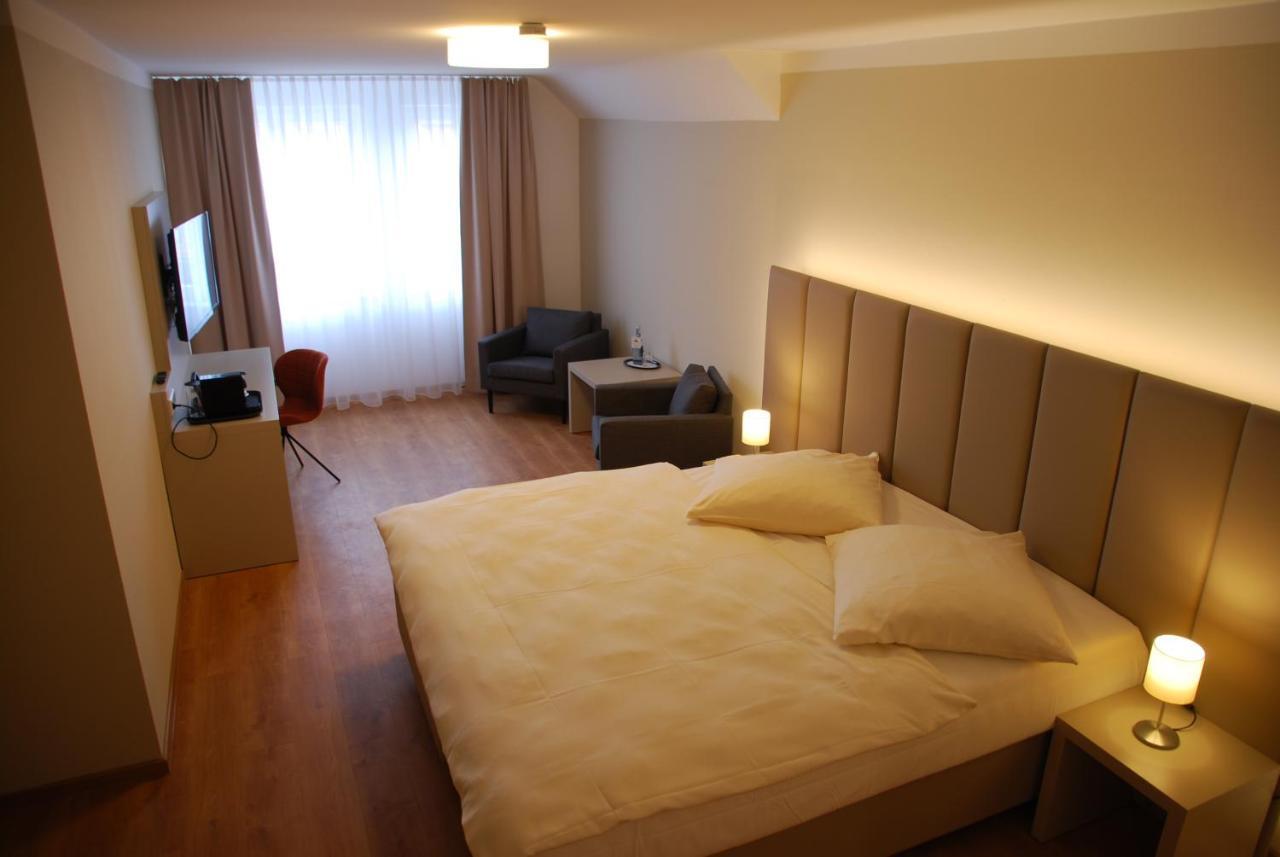 Walldorf Suites Boutique Hotel Exterior photo